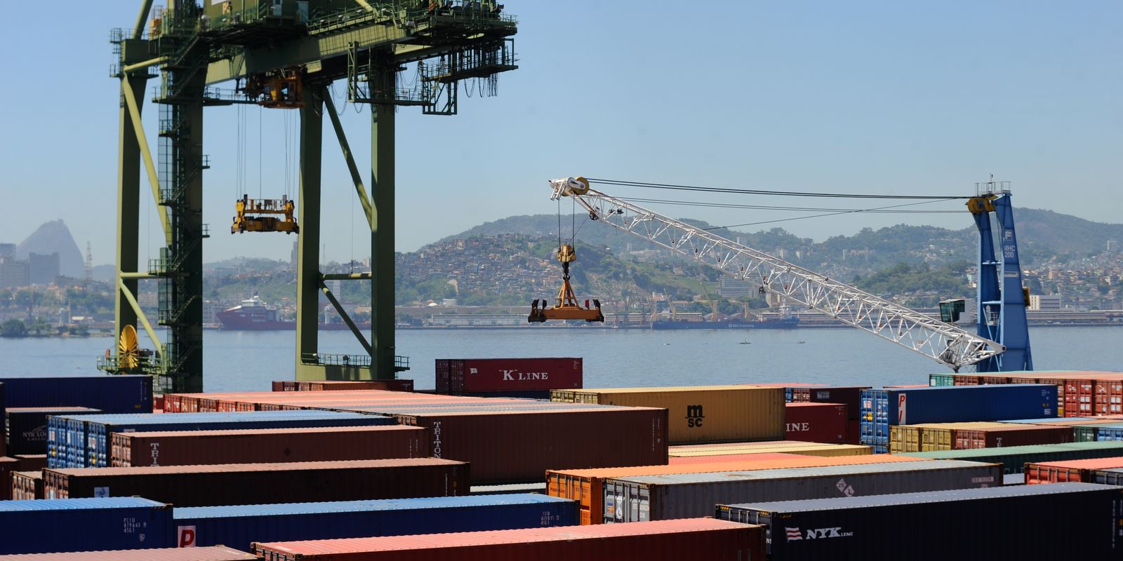 CMN altera regras do Proex e flexibiliza embarques de exportações